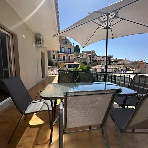 We Center With Parking Apartamento