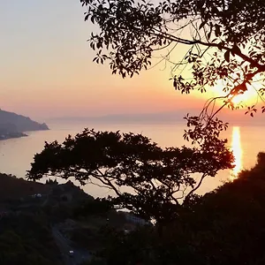 2* Oda ve Kahvaltı La Cage Aux Folles